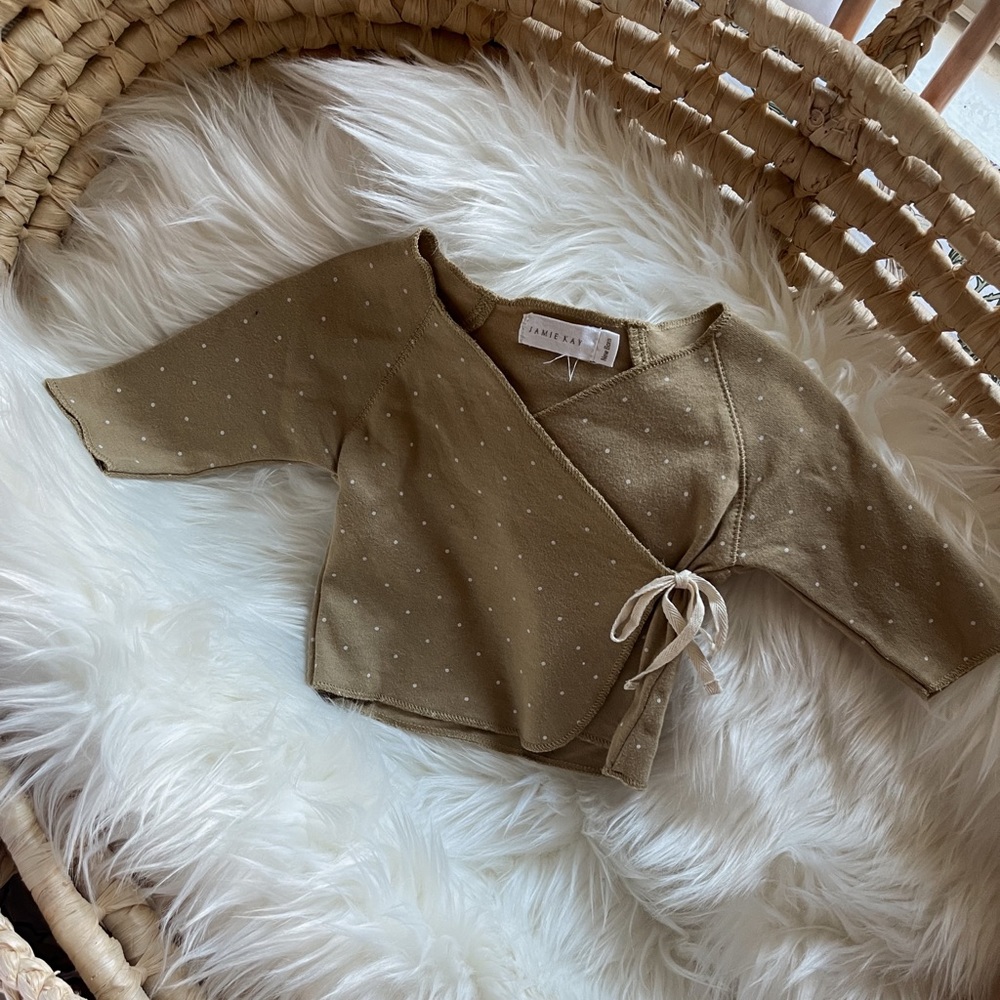 Jamie Kay newborn wrap top!
